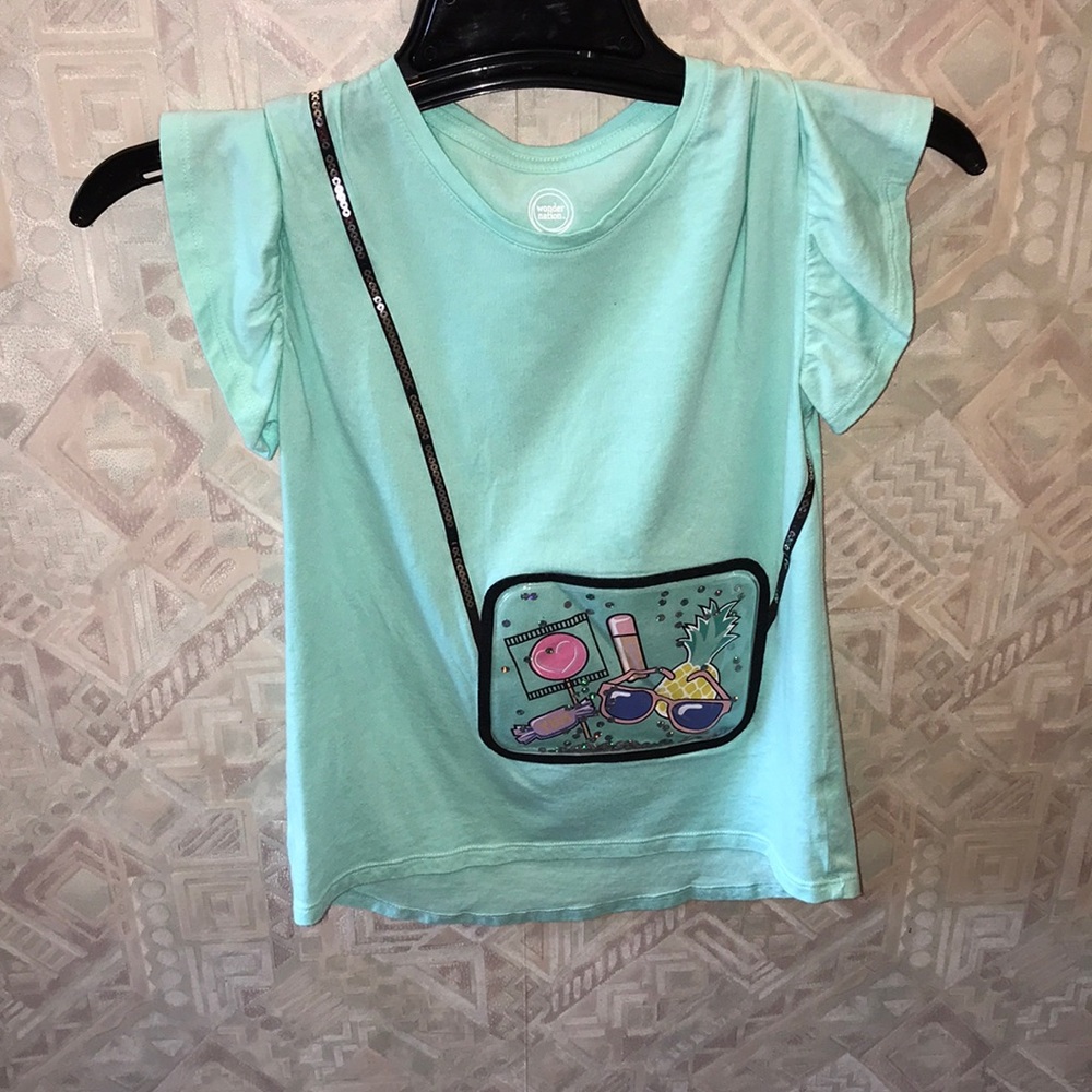 A t shirt